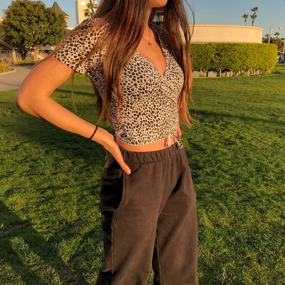 Brandy Melville shirt